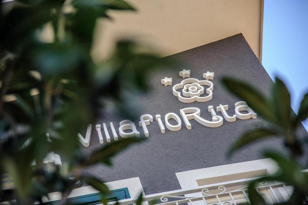B&B Villa Fiorita 피아차암머리나 외부 사진
